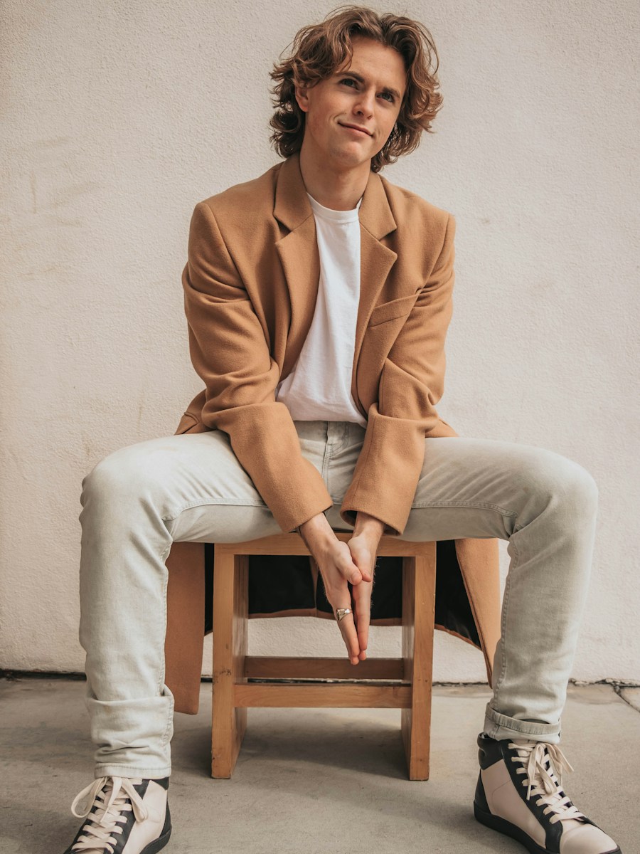 Soft Knit Hırka — tanıtım görseli